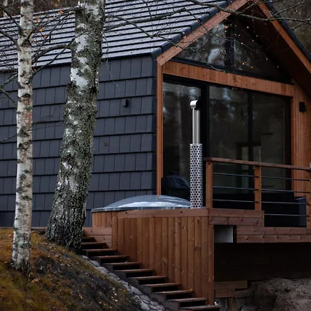 Sauna Ja Kuemblustuenniga Puhkemaja-moek Puhkemajad * Tahkuranna