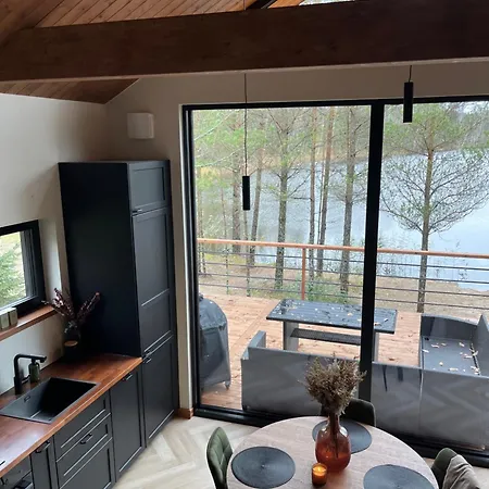 Sauna Ja Kuemblustuenniga Puhkemaja-moek Puhkemajad Villa Tahkuranna