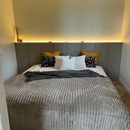 Sauna Ja Kuemblustuenniga Puhkemaja-moek Puhkemajad Villa *