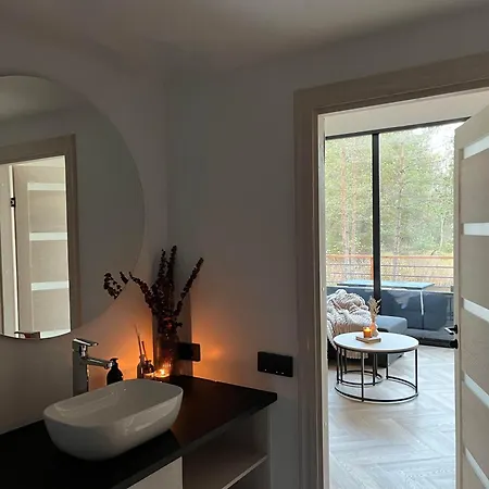 Sauna Ja Kuemblustuenniga Puhkemaja-moek Puhkemajad Tahkuranna