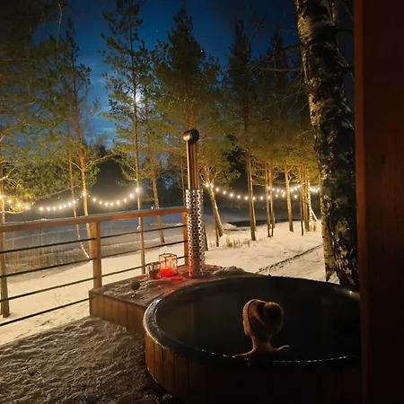 Sauna Ja Kuemblustuenniga Puhkemaja-moek Puhkemajad Villa *