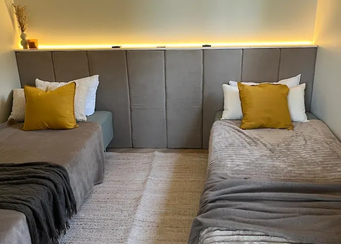 Villa Sauna Ja Kuemblustuenniga Puhkemaja-moek Puhkemajad